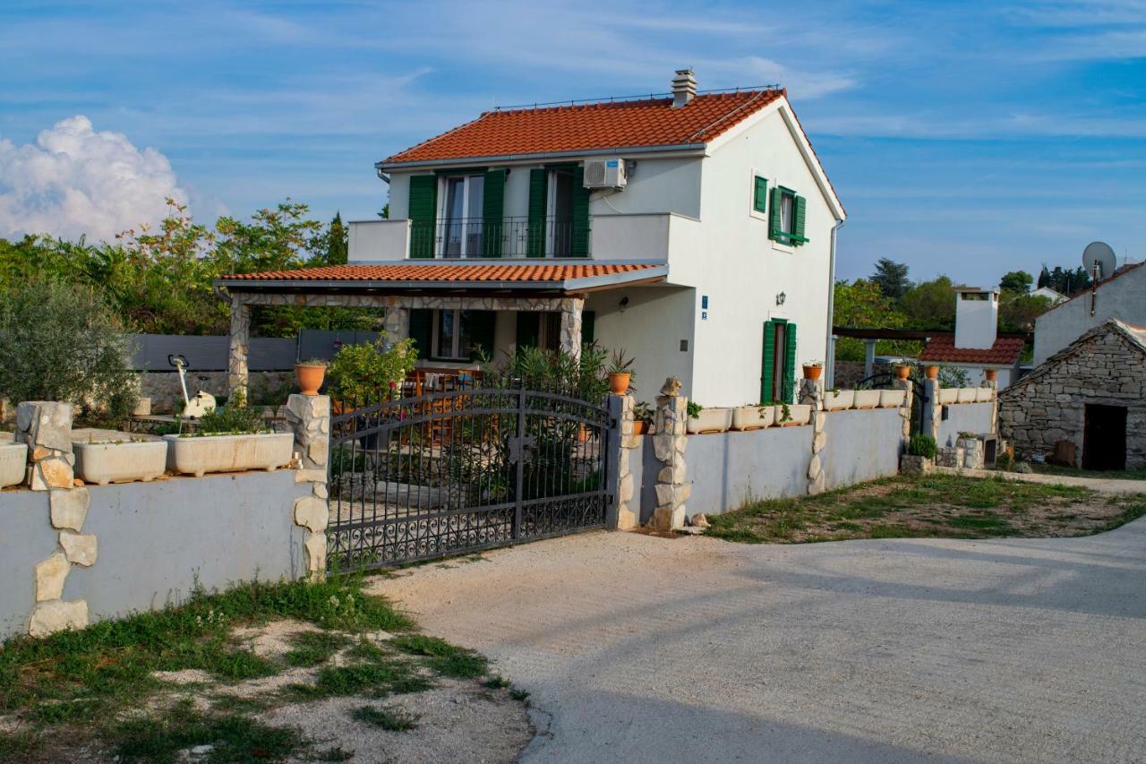 Kuca Za Odmor Dijana Villa Gornje Selo Ngoại thất bức ảnh