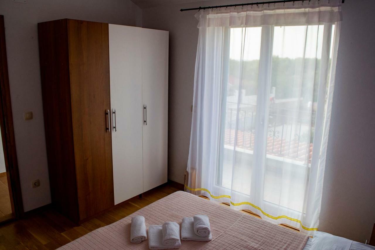 Kuca Za Odmor Dijana Villa Gornje Selo Ngoại thất bức ảnh