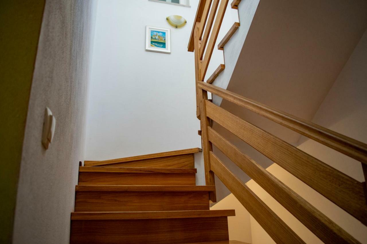 Kuca Za Odmor Dijana Villa Gornje Selo Ngoại thất bức ảnh